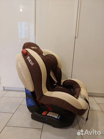 Детское автокресло 0-25 кг