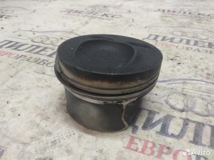 Поршень VW Touareg 2002-2010