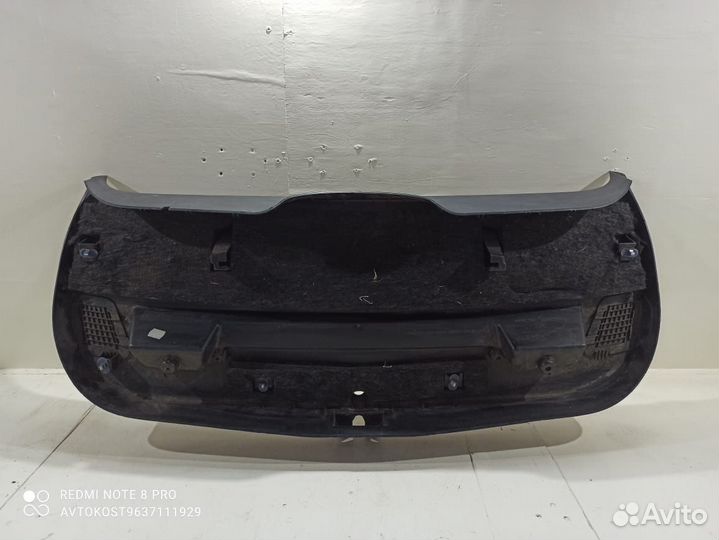 Обшивка крышки багажника Opel Astra J