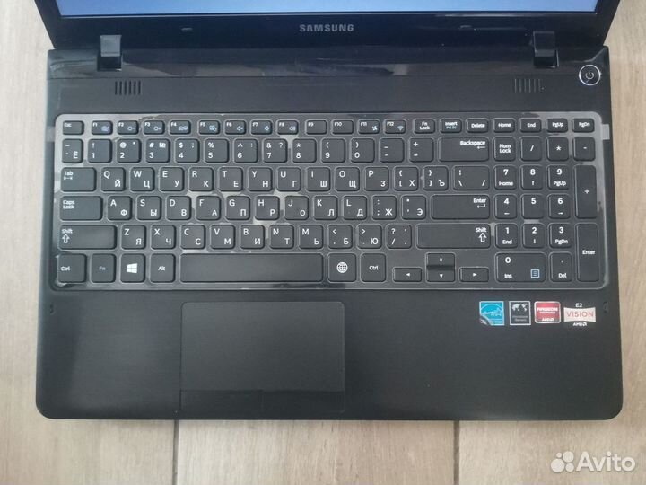 Samsung np355e5c 6gb/320gb/AMD radeon 1gb