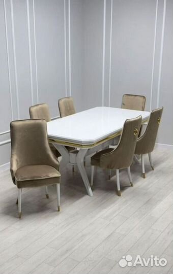 Стол и стулья от производителя. В наличии