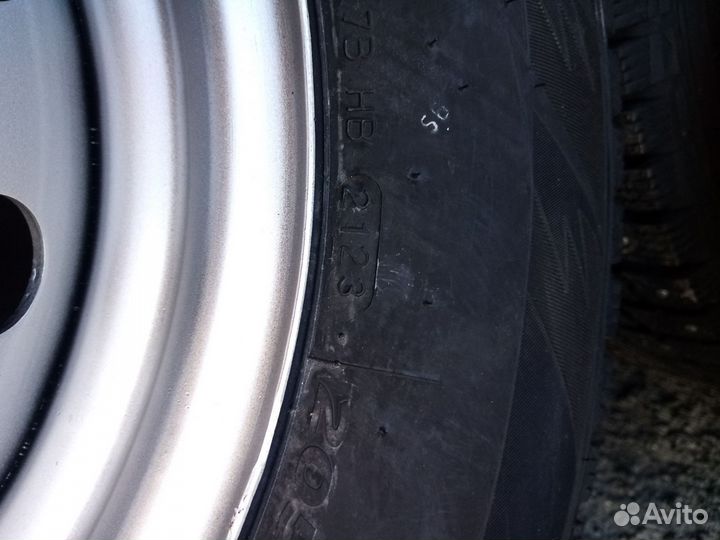 Hankook Winter I'Pike 205/75 R15 97T