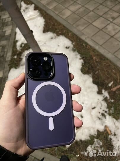 Чехол на iPhone 14