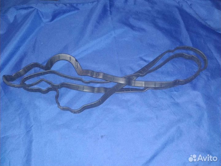 Прокладка клапанной крышки каен правая Porsche