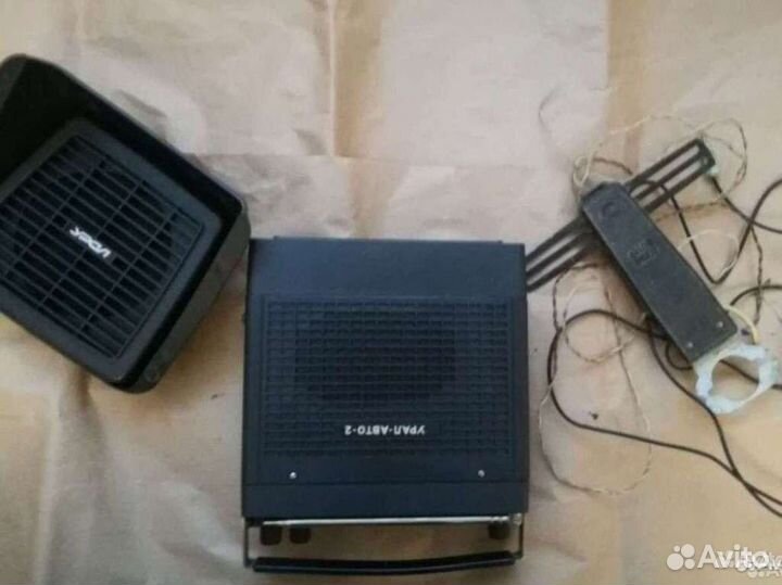 Радиоприемник Урал авто 2 новый СССР