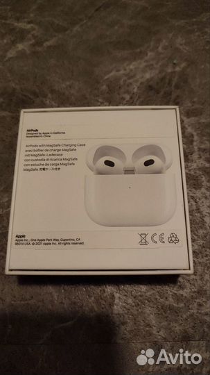 Коробка Apple airpods3