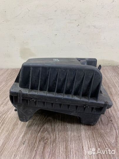 Корпус воздушного фильтра Opel Astra H Z17DTH