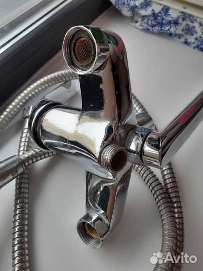 Смеситель для ванны с душем бу