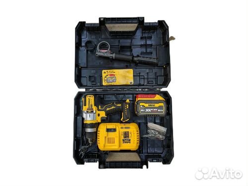 Дрель-шуруповерт набор dewalt DCD999X1