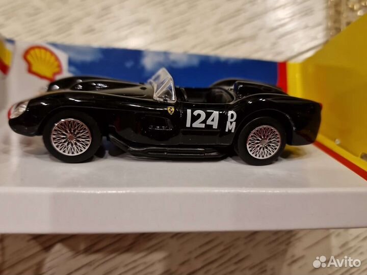 Модель автомобиля Ferrari Феррари