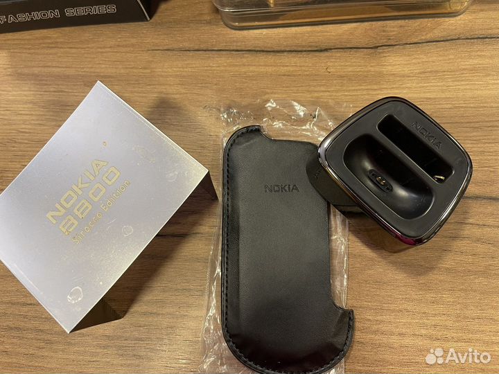 Аксессуары на Nokia 8800 sirocco Edition