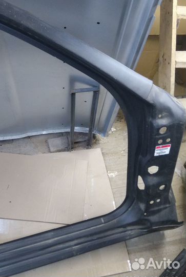 Панель кузова боковая правая Alfa Romeo 159 седан