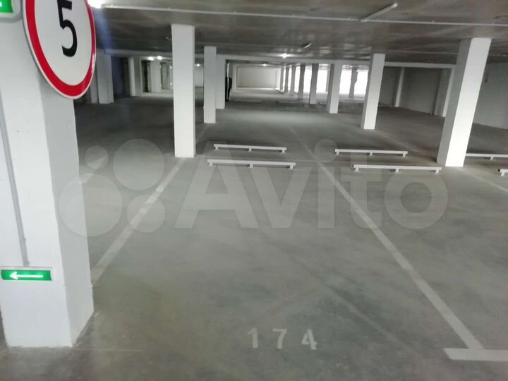 Машиноместо, 19 м²