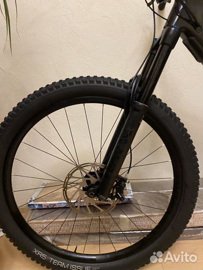 Trek Slash 9.7 2020 full carbon