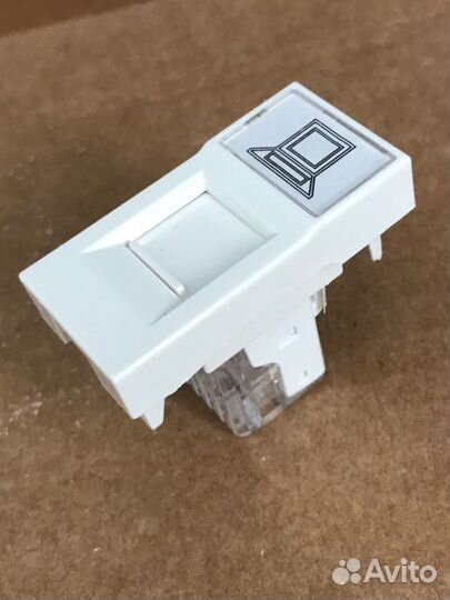 Розетка компьютерная RJ-45 IEK