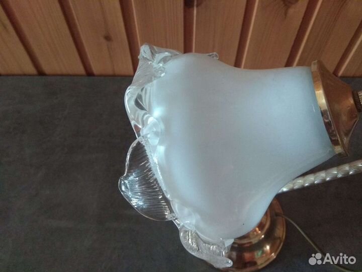 Лампа прикроватная