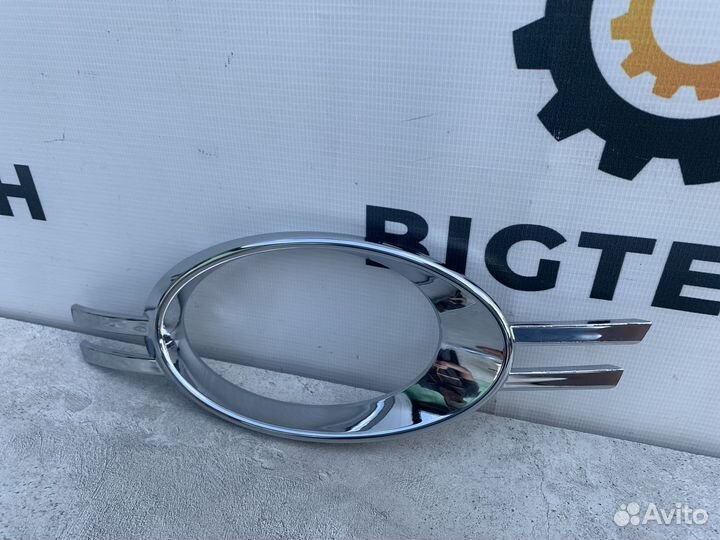 Накладка птф левая Mercedes A2048851374