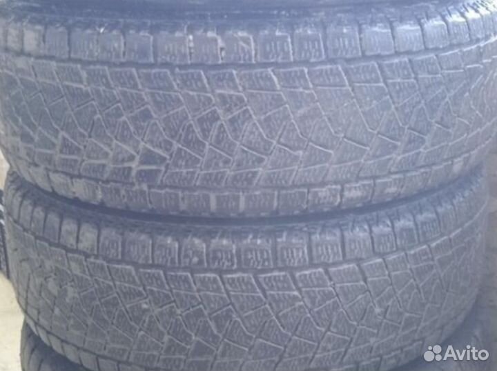 Bridgestone Blizzak DM-Z3 215/65 R16