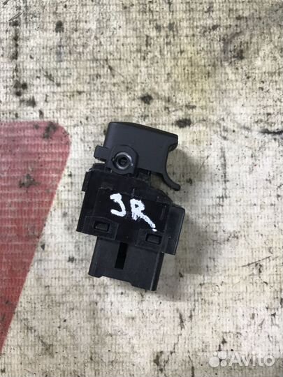 Кнопка стеклоподъемника Kia Sportage