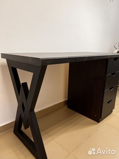 Стол для маникюра