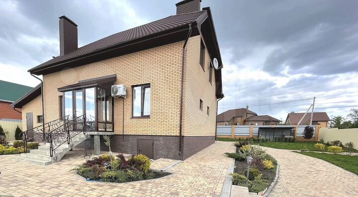 Дом 159,6 м² на участке 15 сот.