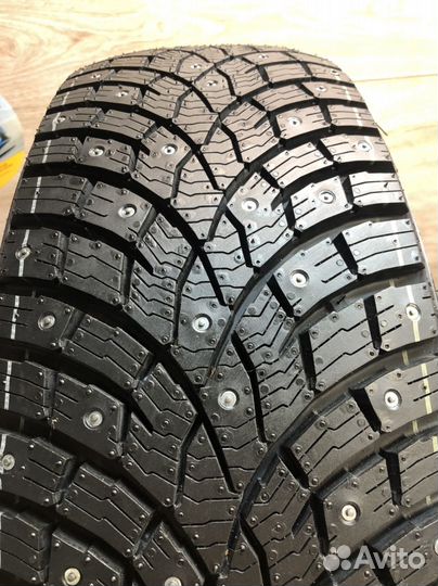 Triangle IcelynX TI501 215/65 R16 102T