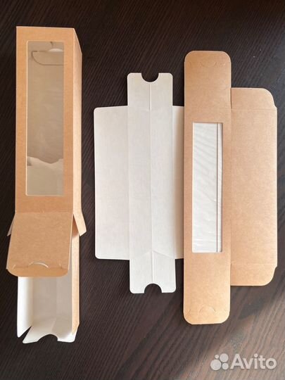 Крафтовая коробка с окошком