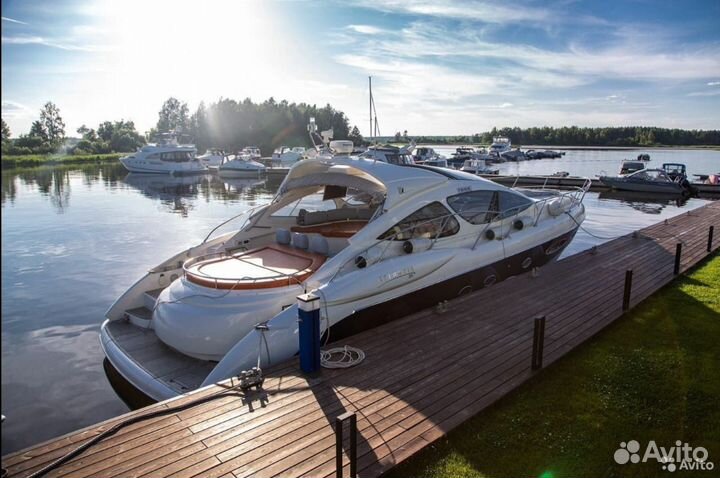 Спортивная яхта Azimut Atlantis 55