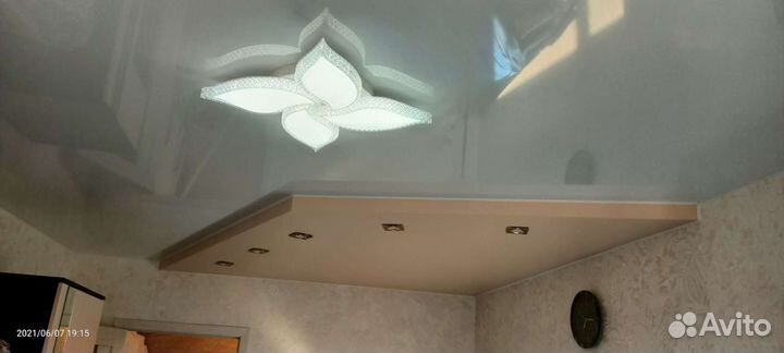 Натяжные потолки и окна пвх (veka)