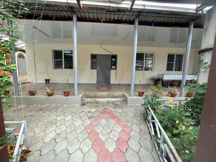 Дом 192 м² на участке 9 сот.