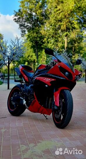 Yamaha yzf-r1 2013