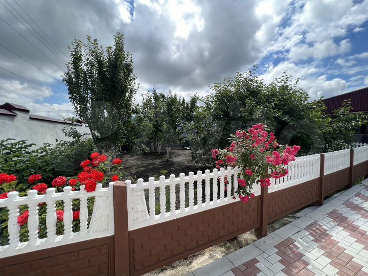 Дом 270 м² на участке 16 сот.