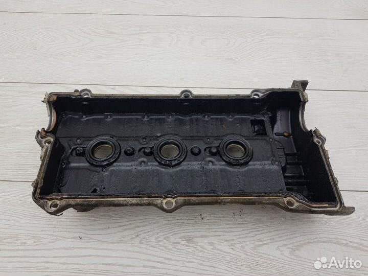 Клапанная крышка левая Hyundai Santa Fe SM G6BA