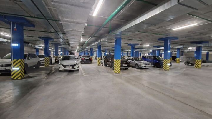 Машиноместо, 17 м²