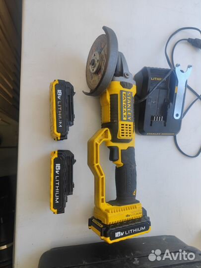 Аккумуляторная болгарка stanley fatmax