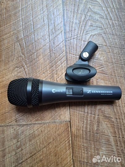Вокальный микрофон Sennheiser E840