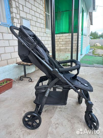 Коляска прогулочная Tomix Bliss V2, черная