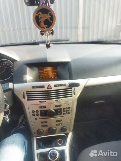 Opel Astra 1.8 МТ, 2008, 214 000 км