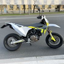 Husqvarna 701 Supermoto