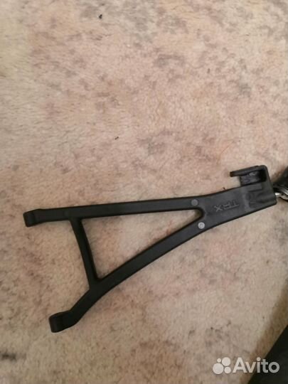 Рычаг traxxas e revo