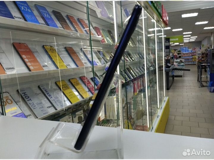 Смартфон Xiaomi Redmi 7 4/64GB (чёрный)