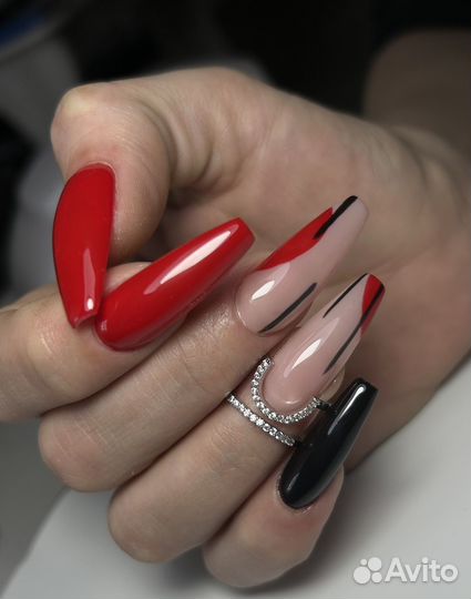 Мастер маникюра