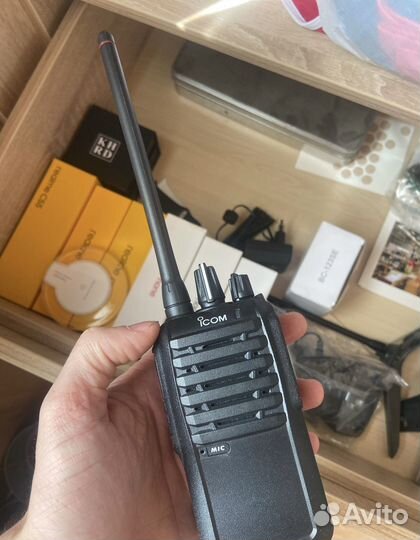Рация icom ic-f3003