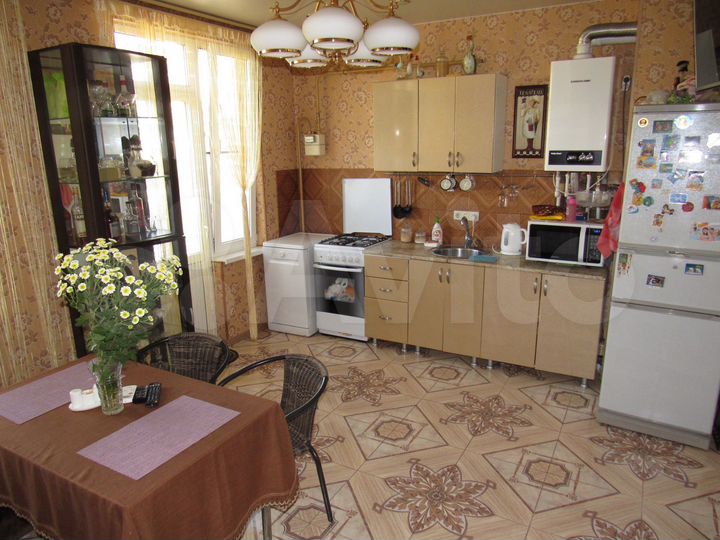 3-к. квартира, 56 м², 2/5 эт.