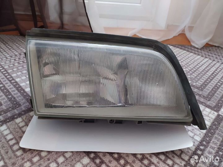 Фара передняя правая Mercedes-Benz w202 Дорестайл