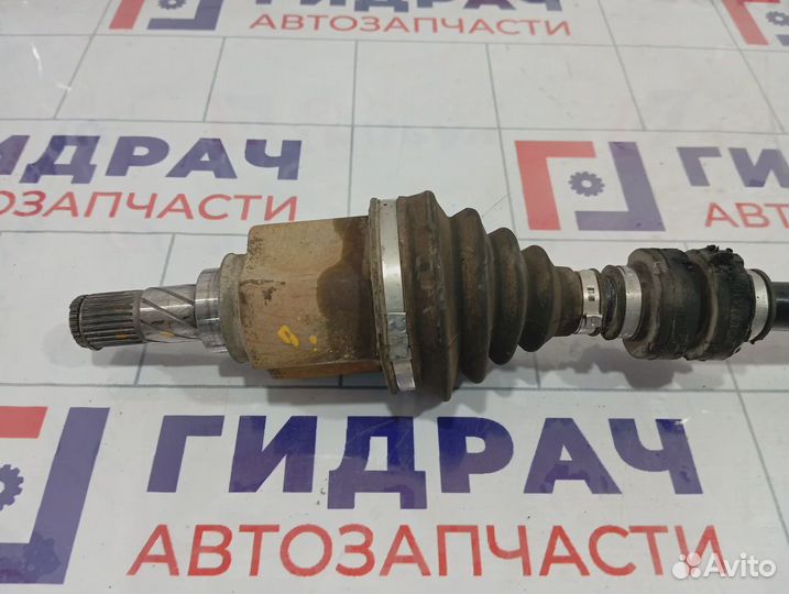 Привод передний левый Nissan Tiida (C11) 39101-EL10A