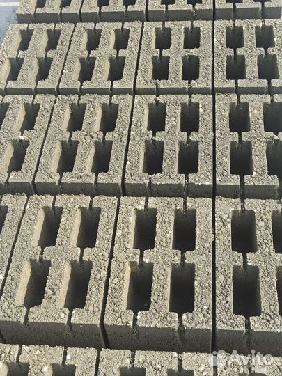 Керамзитобетоннный вибропрессованный блок