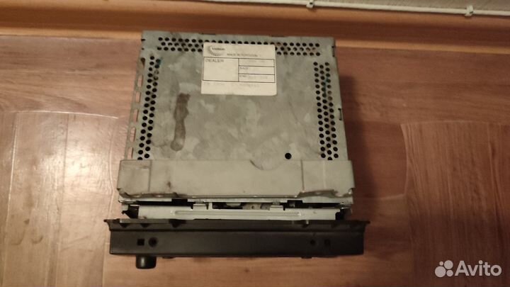 Продам магнитолу Ford Fiesta mk5 (2003 г.в.)