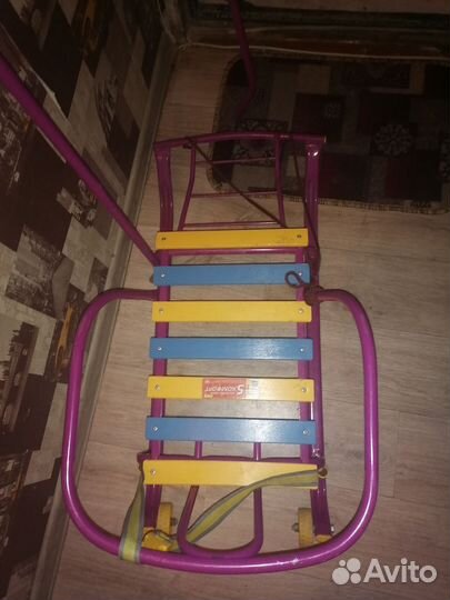 Санки с ручкой