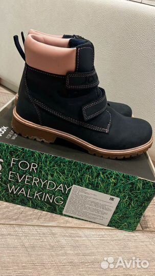 Ботинки для девочки